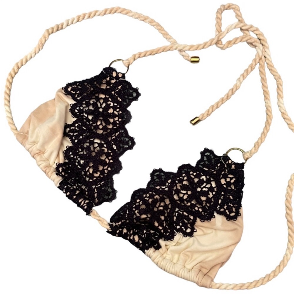 ISO Blue Life Bikini Top!! DO NOT PURCHASE